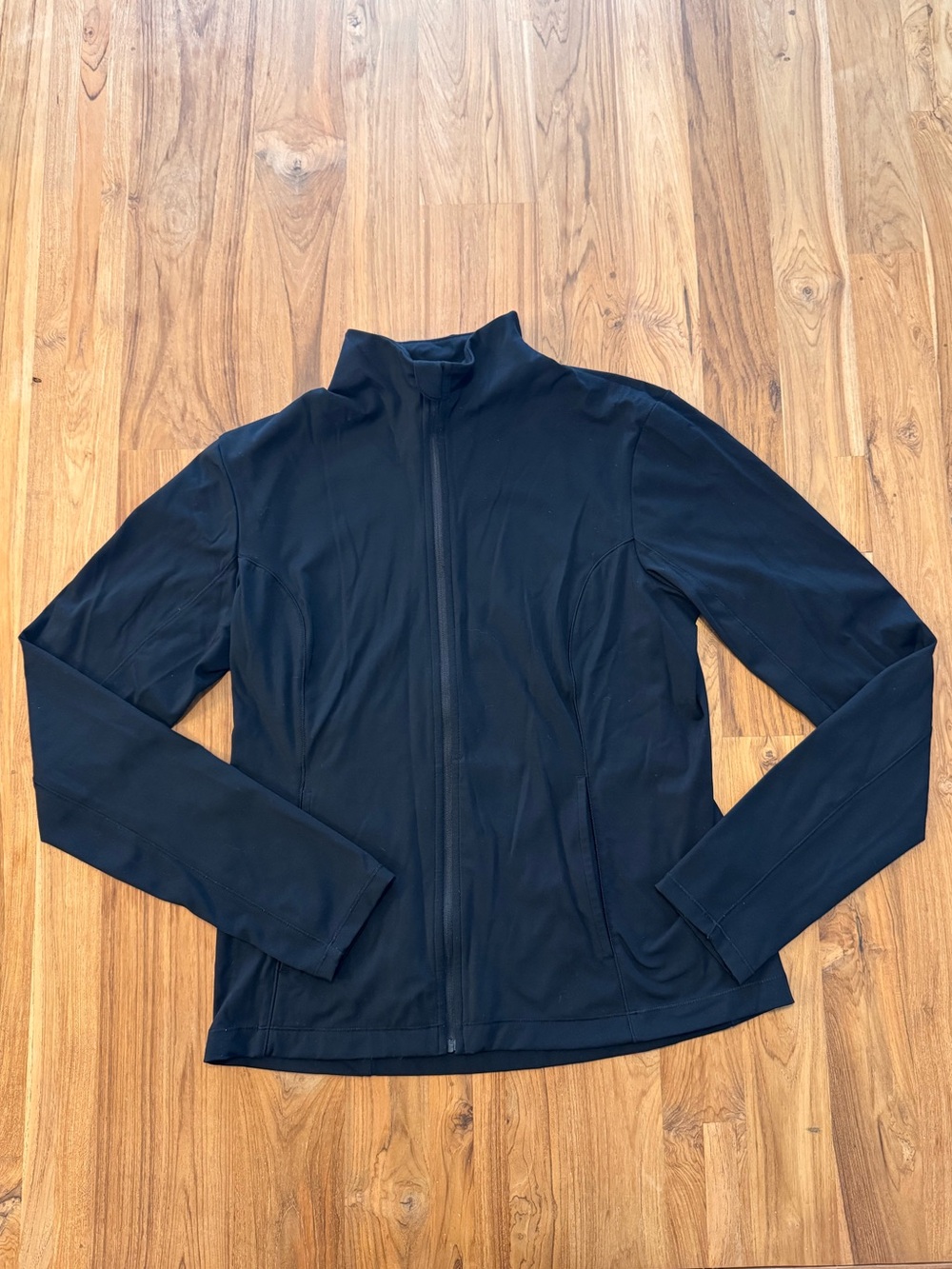 SKN by Yogalicious Black Full Zip Jacket Women’s Medium